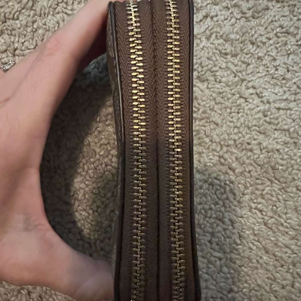 Coach Small Zip Coin Case - Picture 4 of 5